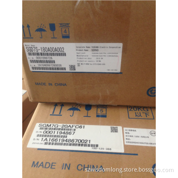 Yaskawa Servo Motor SGM7G-20AFC61 NEW